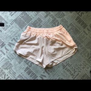 🍋 Lululemon hotty hot shorts